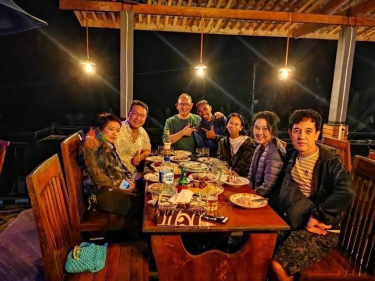 Bintang By Tobias Lodge Cafe & Restaurant Kelimutu Exterior foto